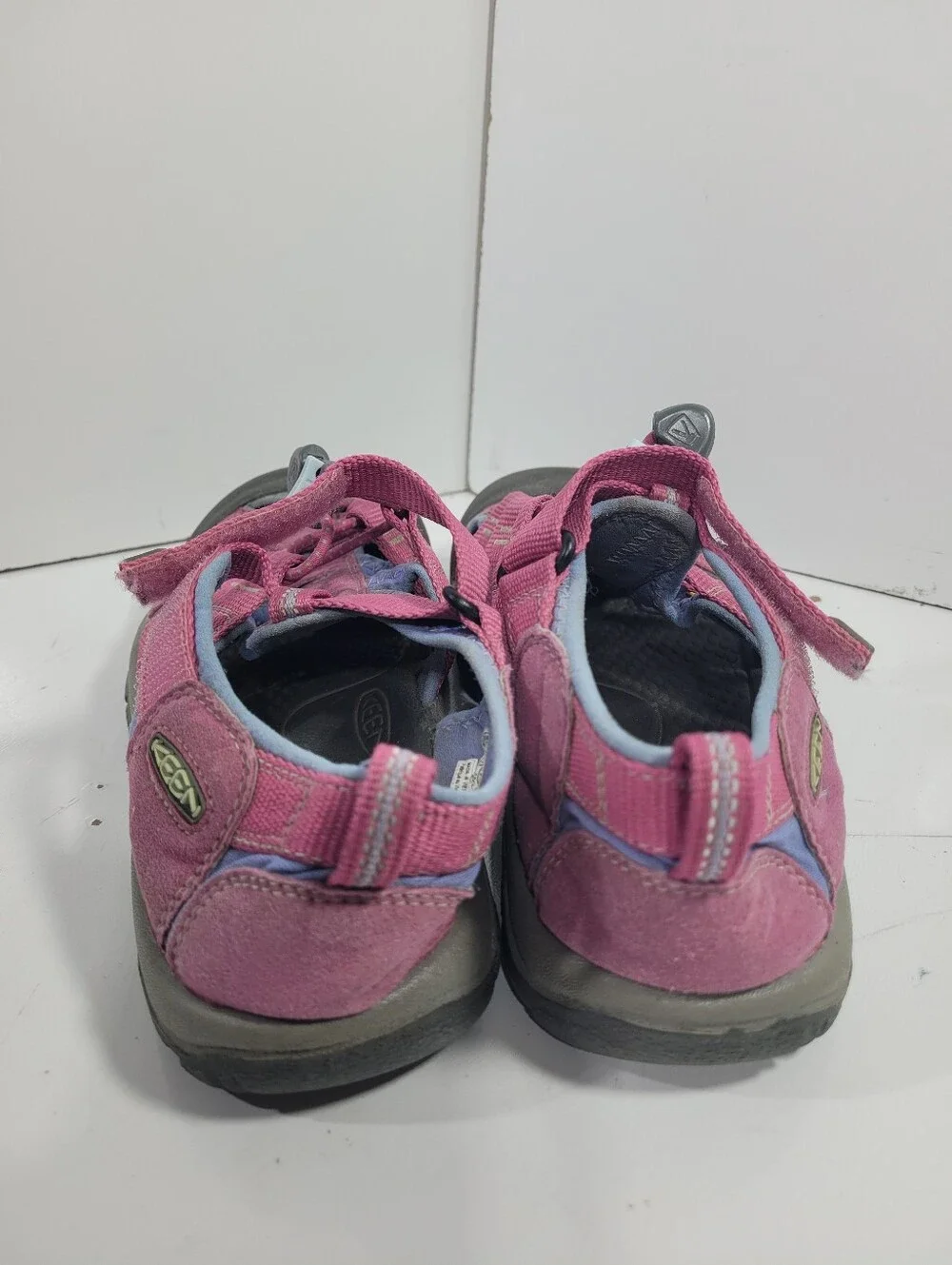 KEEN Newport H2 Youth Size 3 Big Kids Sandals Pink Purple Waterproof Hiking